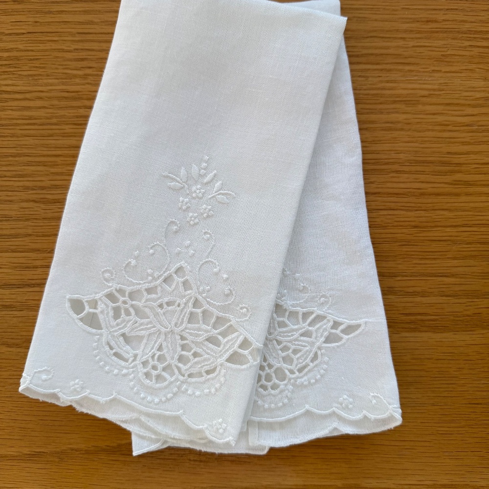 HAND EMBROIDERED CUT OUT LINEN HAND TOWELS
